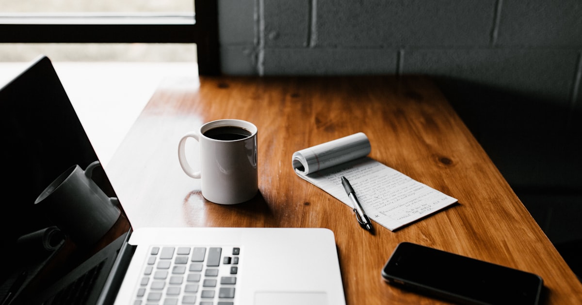 WordPress vs sito custom: cosa scelgo per i miei clienti